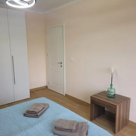 Apartment Yulia